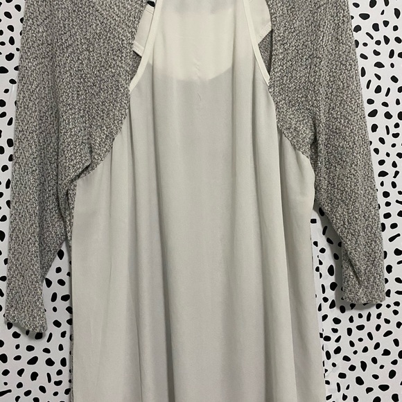 Maurice’s loose top - Picture 4 of 4